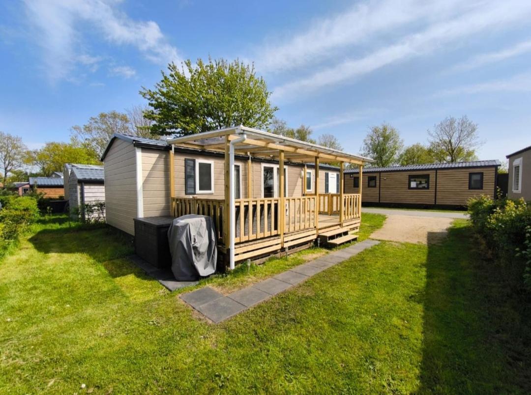 Ferienhaus Chalet Ferienpark Lauwersoog Nl Exterior foto